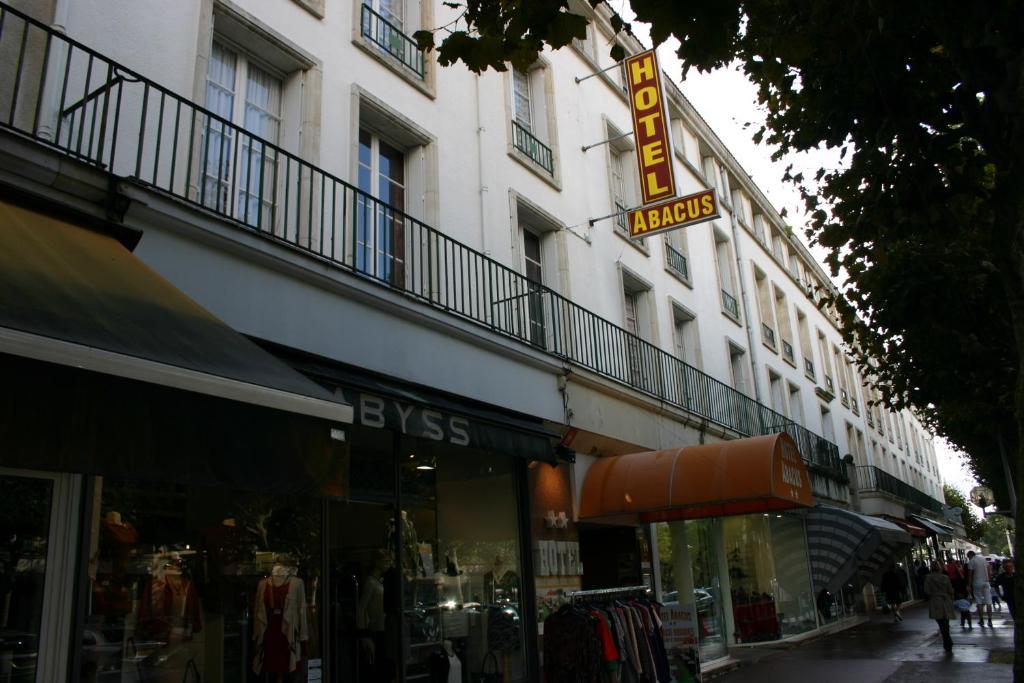 רויאן Abacus Hotel מראה חיצוני תמונה